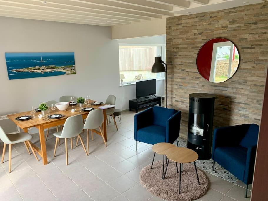 Maison Bord De Mer Dans La Petite Irlande オーデルヴィル エクステリア 写真