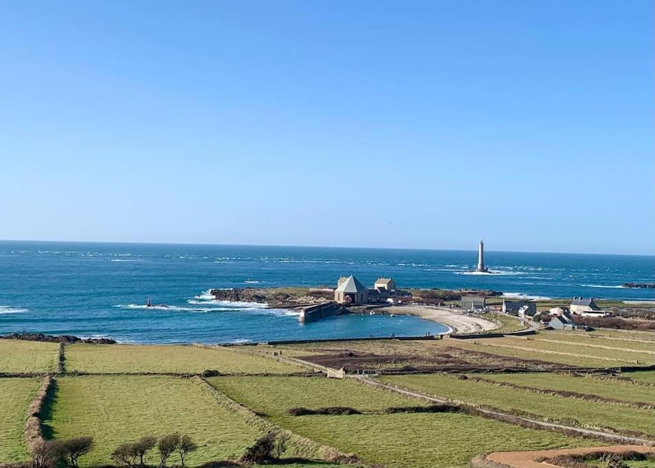 Maison Bord De Mer Dans La Petite Irlande オーデルヴィル エクステリア 写真