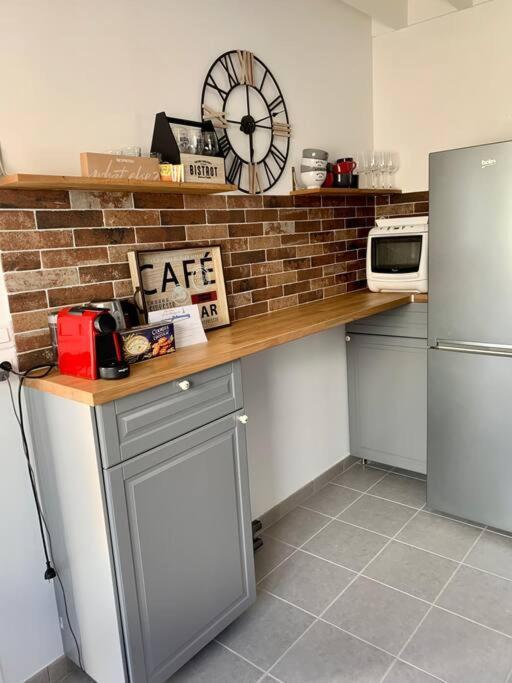 Maison Bord De Mer Dans La Petite Irlande オーデルヴィル エクステリア 写真