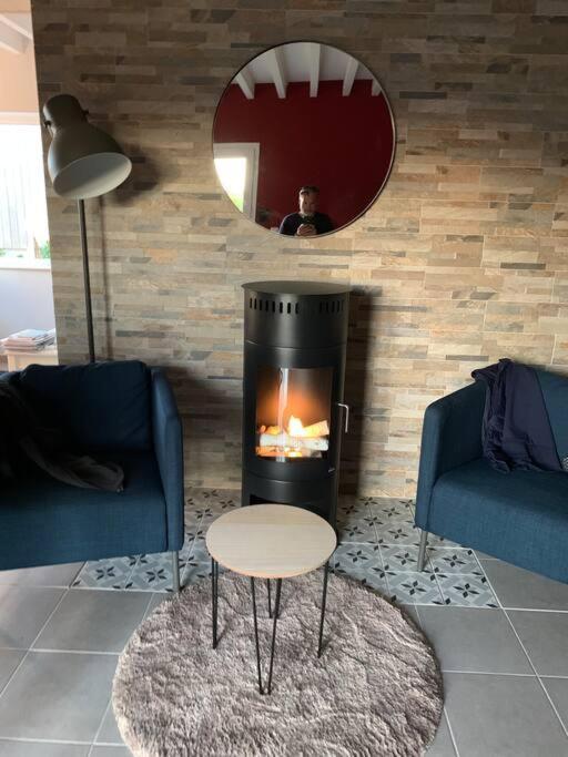 Maison Bord De Mer Dans La Petite Irlande オーデルヴィル エクステリア 写真