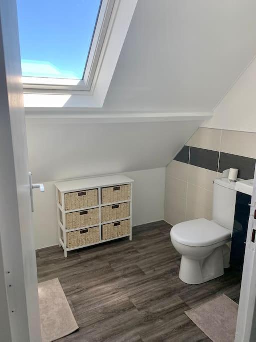 Maison Bord De Mer Dans La Petite Irlande オーデルヴィル エクステリア 写真